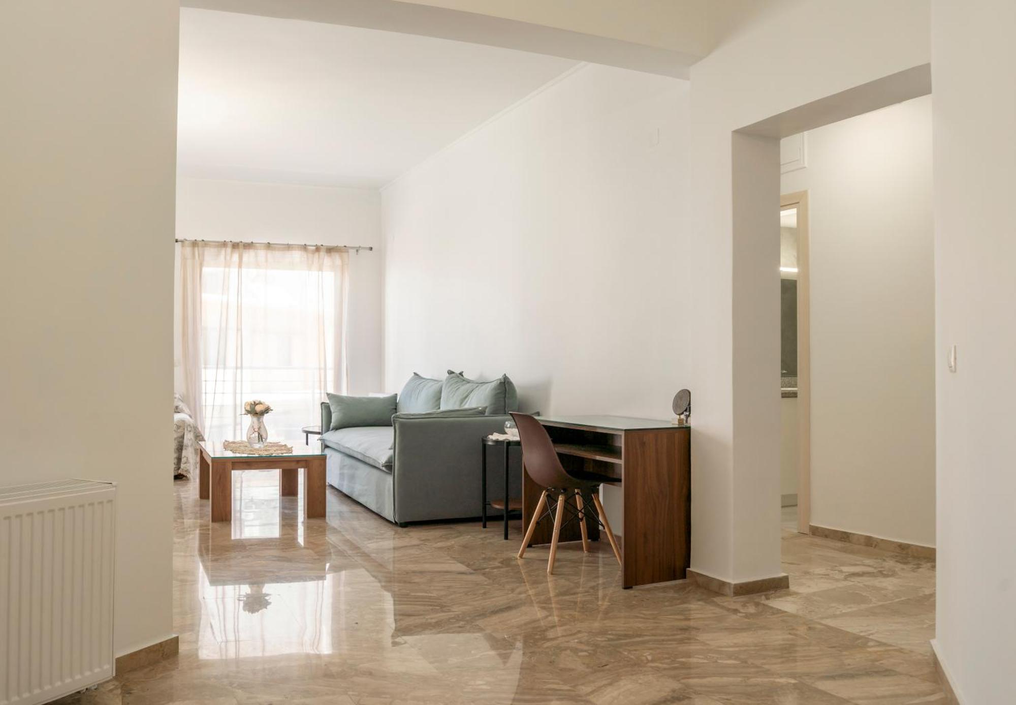 Neon 2Br Luxurious Central Apt Heraklion Exterior photo